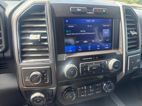 Used 2020 Ford F150 XLT w/ Equipment Group 302A Luxury AWD/4WD image 15