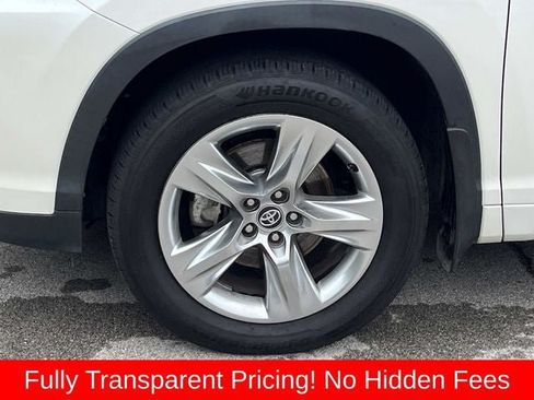 Used 2019 Toyota Highlander Limited Platinum AWD/4WD image 11