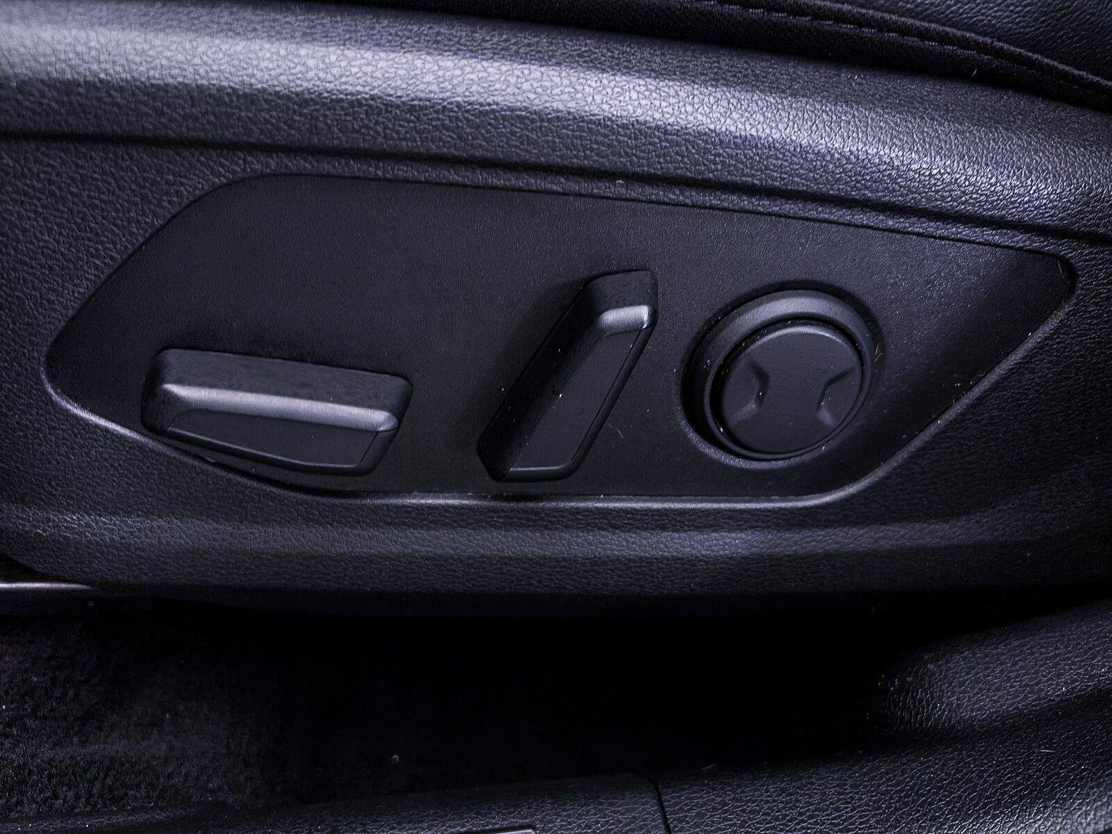 Used 2023 Kia Sportage SX FWD image 21