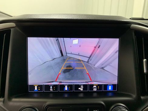 Used 2022 GMC Terrain AT4 w/ Infotainment Package II AWD/4WD image 10