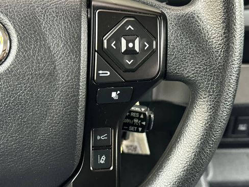 Certified 2022 Toyota Tacoma SR image 24