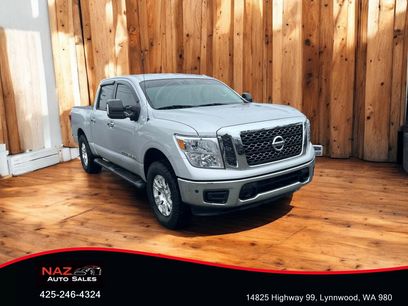Used 2018 Nissan Titan SV w/ SV Convenience Package