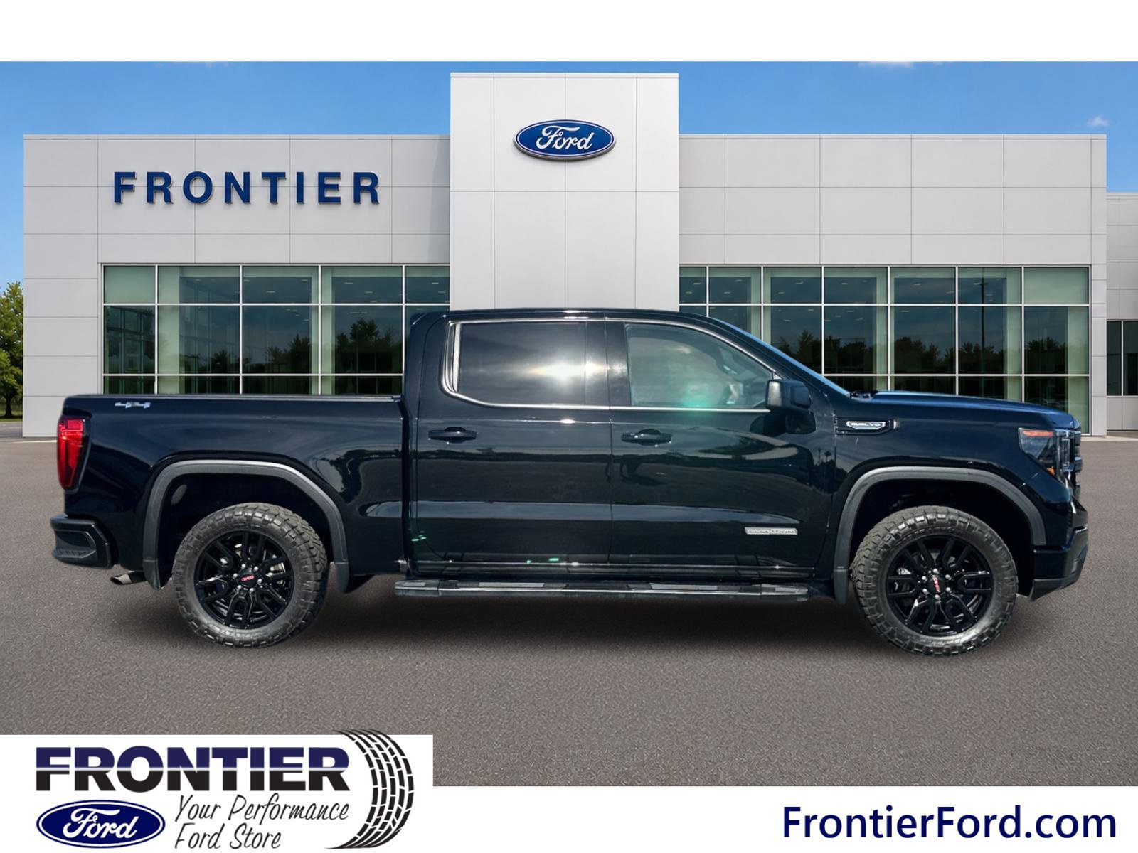Used 2022 GMC Sierra 1500 Elevation w/ Preferred Package AWD/4WD image 4