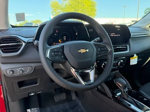 New 2026 Chevrolet TrailBlazer LT w/ Convenience Package FWD image 14