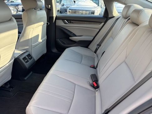Used 2019 Honda Accord Touring image 21