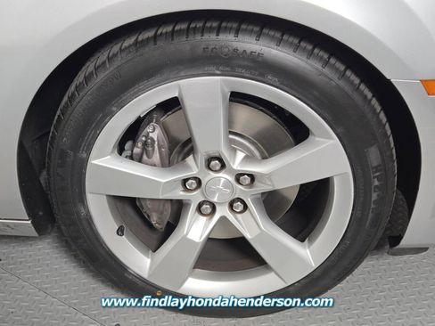 Used 2010 Chevrolet Camaro SS RWD image 12
