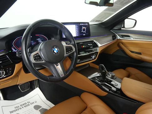 Used 2023 BMW 530i w/ M Sport Package RWD image 12