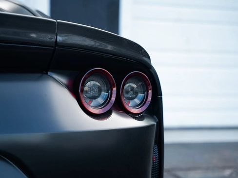 Used 2019 Ferrari 812 Superfast RWD image 39