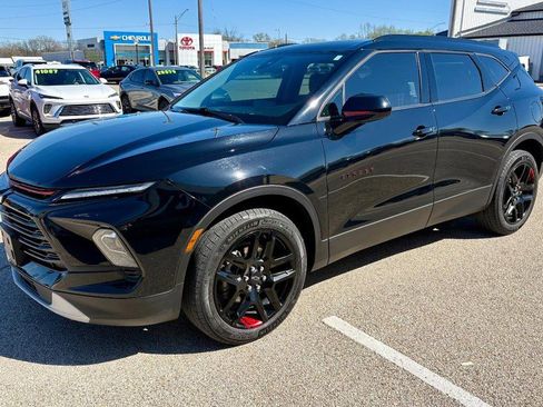 Used 2023 Chevrolet Blazer LT w/ Convenience Package FWD image 7