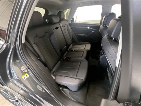 Used 2024 Audi Q5 2.0T Premium Plus image 28