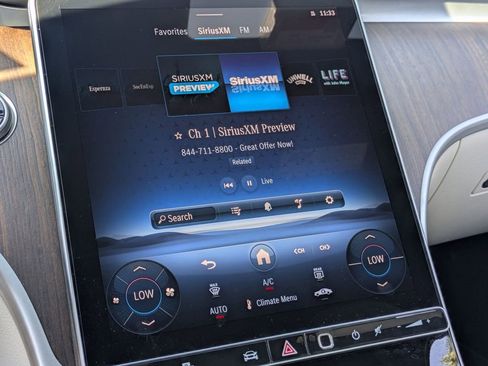 Used 2025 Mercedes-Benz C 300 Sedan image 21