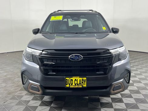 Used 2025 Subaru Forester Sport w/ Popular Package #1 AWD/4WD image 2