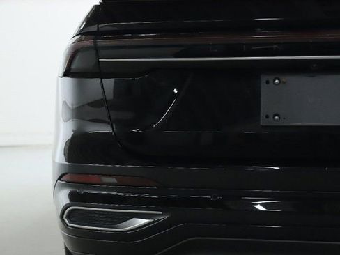 Certified 2024 Lincoln Nautilus Reserve w/ Equipment Group 202A image 46