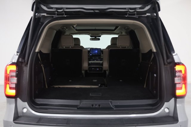 Used 2023 Ford Expedition Limited AWD/4WD image 13
