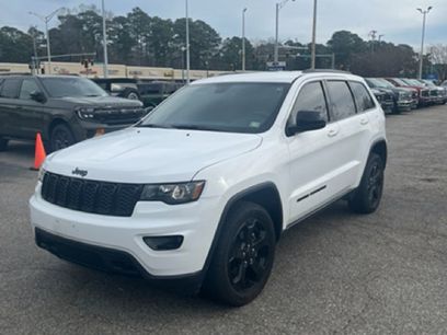 Used 2018 Jeep Grand Cherokee Laredo