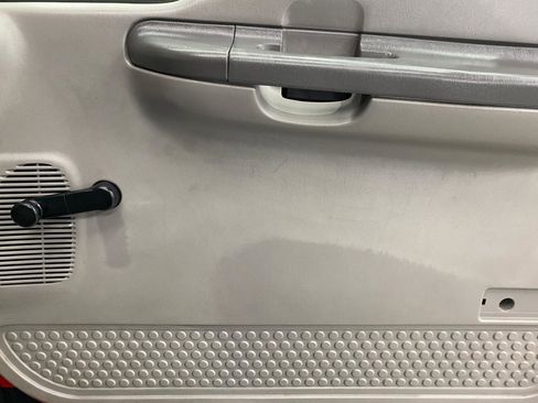 Used 2000 Ford F350 XL image 23