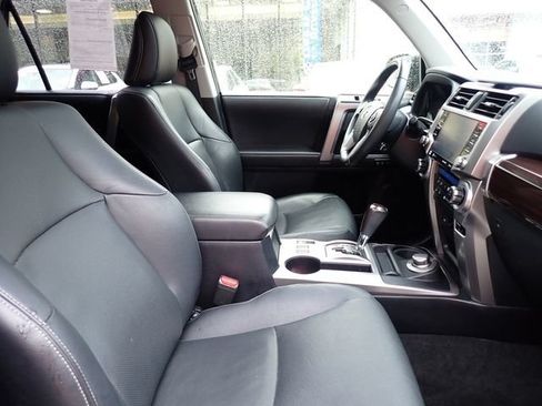 Certified 2021 Toyota 4Runner Limited AWD/4WD image 3