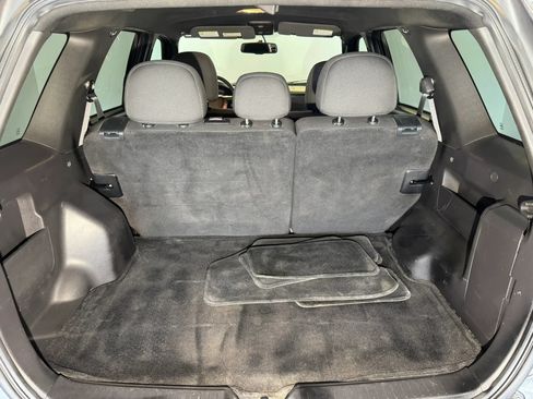 Used 2011 Ford Escape XLT FWD image 26
