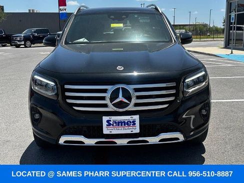 Used 2024 Mercedes-Benz GLB 250 4MATIC image 4