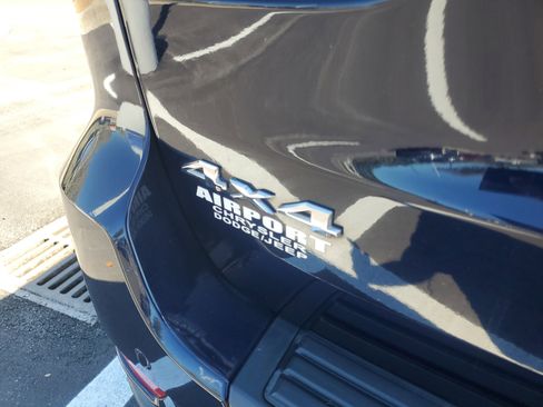 Used 2018 Jeep Grand Cherokee Laredo image 7