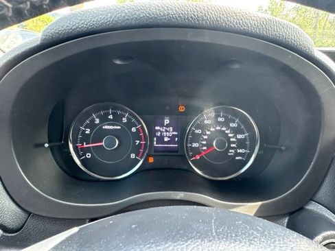 Used 2016 Subaru Forester 2.5i Touring AWD/4WD image 23
