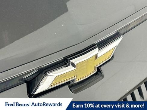 New 2026 Chevrolet Equinox EV LT image 19