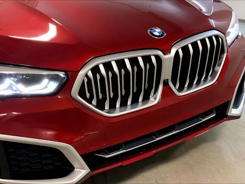 Used 2021 BMW X6 xDrive40i w/ Premium Package AWD/4WD image 32