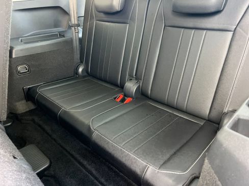 Used 2024 Volkswagen Tiguan Wolfsburg Edition image 16