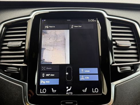 Used 2018 Volvo XC90 T6 Momentum w/ Convenience Package AWD/4WD image 38