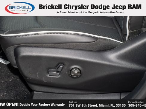 New 2026 Chrysler Pacifica Limited FWD image 29