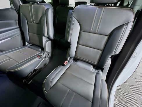 New 2026 Chevrolet Traverse High Country w/ LPO, Floor Liner Package image 26