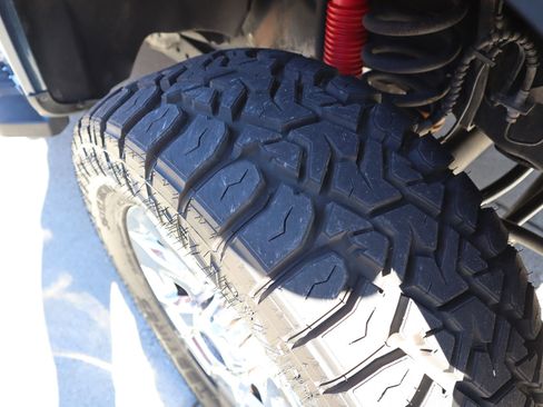 Used 2017 Ford F250 Lariat w/ Lariat Ultimate Package image 38