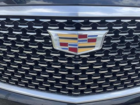 Used 2023 Cadillac Escalade Premium Luxury w/ Performance Package AWD/4WD image 29