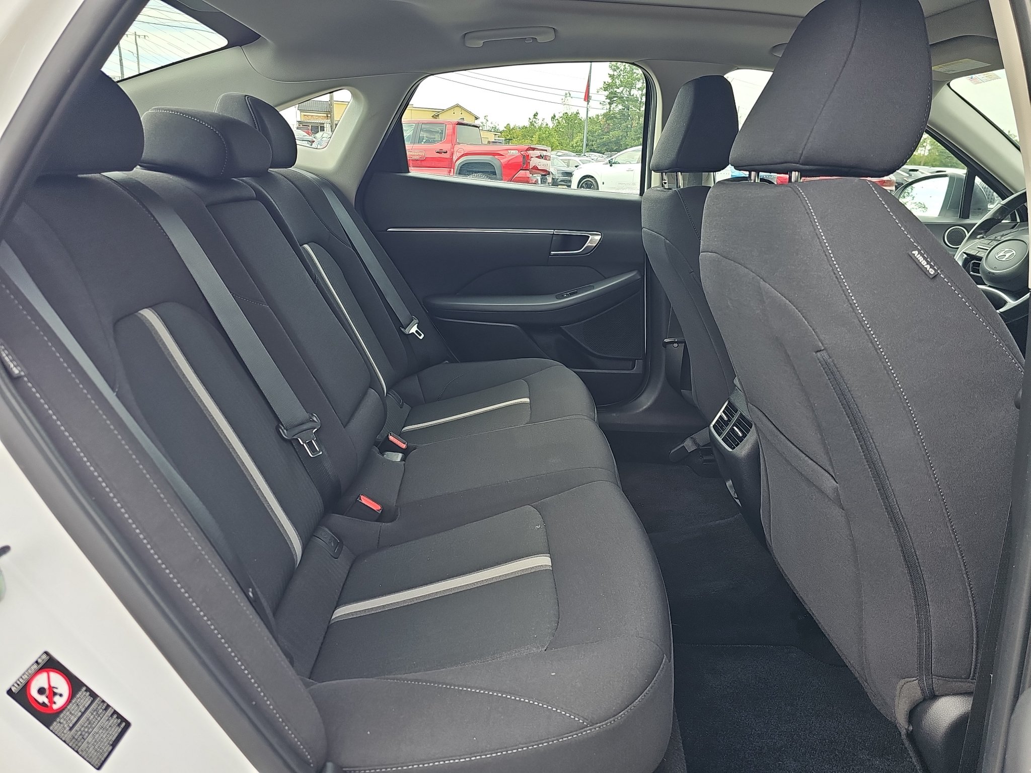 Used 2022 Hyundai Sonata SEL w/ Convenience Package FWD image 16