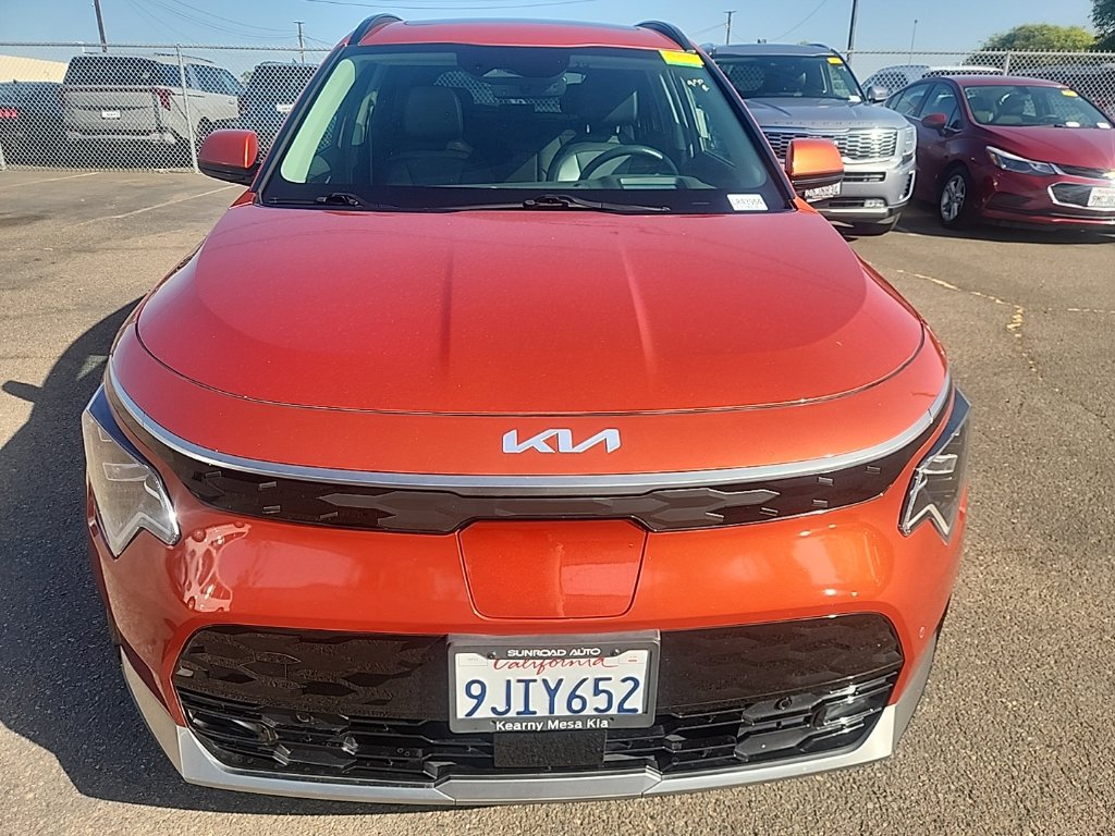 Used 2023 Kia Niro Wave FWD image 2