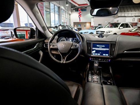 Used 2022 Maserati Levante Modena image 29