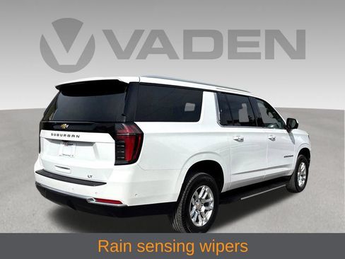 Certified 2025 Chevrolet Suburban LT AWD/4WD image 22