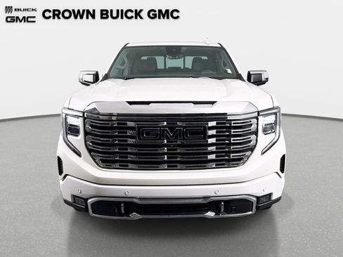 Used 2023 GMC Sierra 1500 Denali w/ Denali Reserve Package AWD/4WD image 2