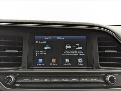 Used 2020 Hyundai Elantra SEL image 27