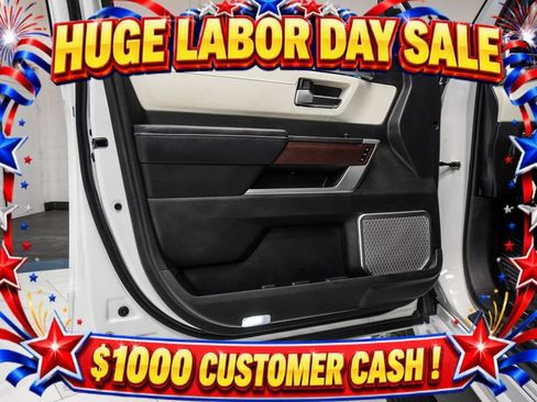 Used 2025 Toyota Sequoia Capstone AWD/4WD image 22
