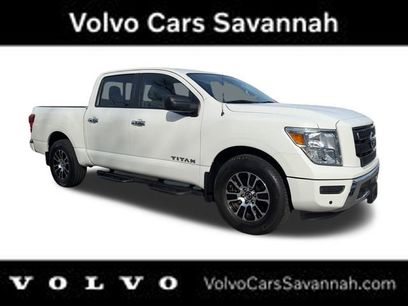 Used 2021 Nissan Titan SV w/ SV Convenience Package
