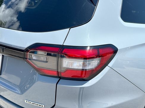 Certified 2023 Honda Pilot Touring image 28