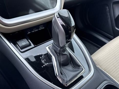 Used 2025 Subaru Outback Premium w/ Popular Package #1 image 14