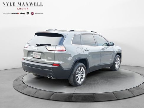 Used 2021 Jeep Cherokee Latitude Lux w/ Comfort/Convenience Group image 16
