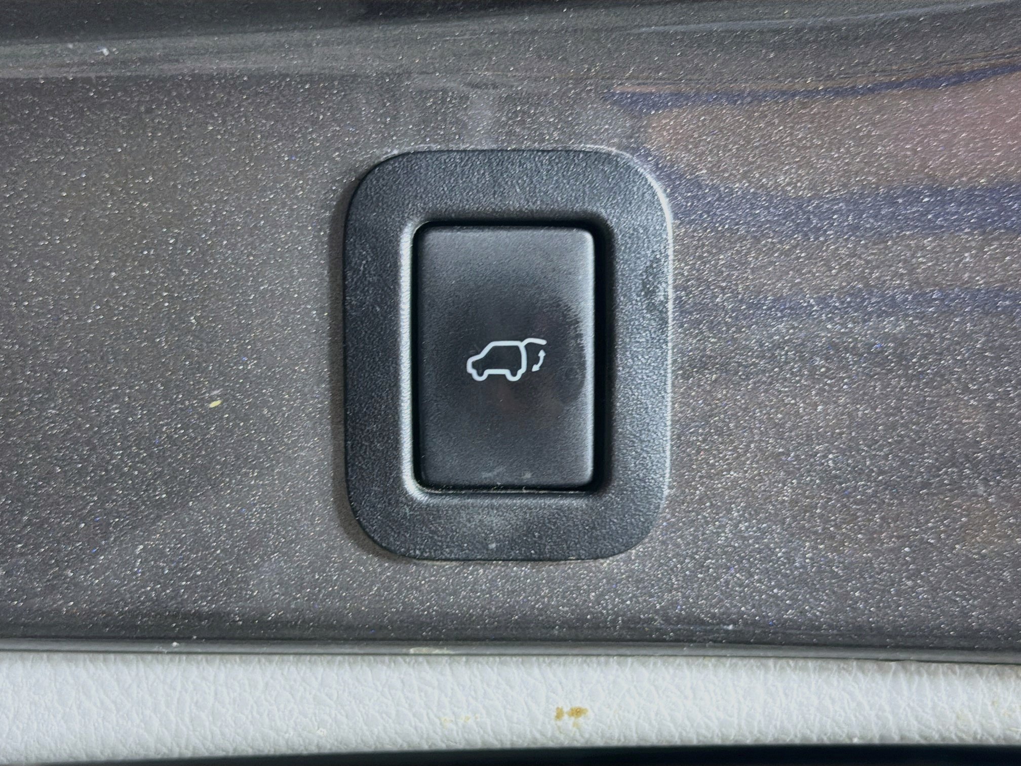Used 2017 Toyota Highlander XLE w/ Carpet Mat Package AWD/4WD image 33