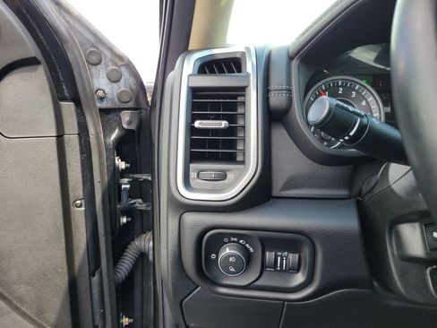 Used 2022 RAM 2500 Laramie AWD/4WD image 22