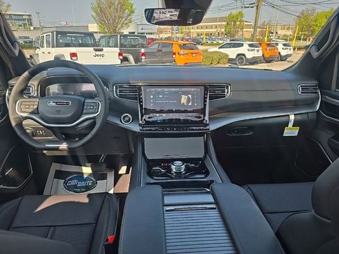 New 2026 Jeep Grand Wagoneer Limited w/ Premium Group II AWD/4WD image 23