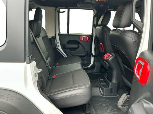 Used 2021 Jeep Wrangler Unlimited Sport image 23