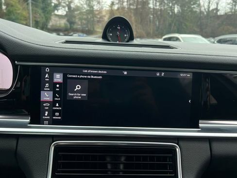 Used 2019 Porsche Panamera image 26
