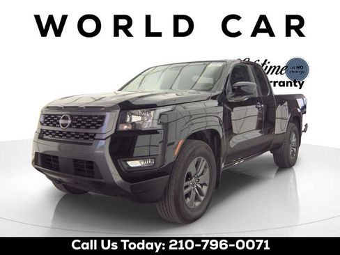 Used 2025 Nissan Frontier SV w/ SV Convenience Package RWD image 4